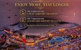Rei Gallery Hillside Phu Quoc Fireworks View - Gym & Pool Access - Free Airport Pickup